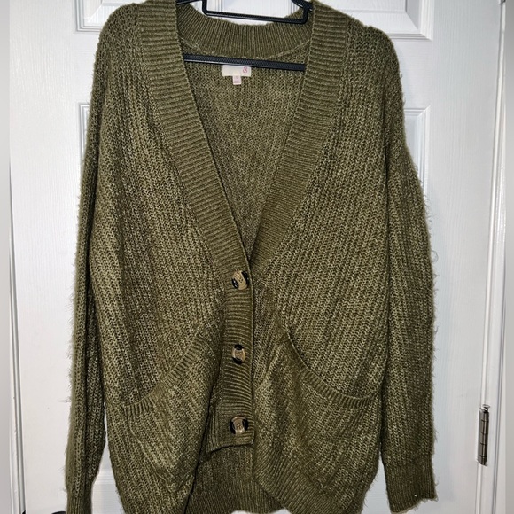 Cardigan - Picture 1 of 2